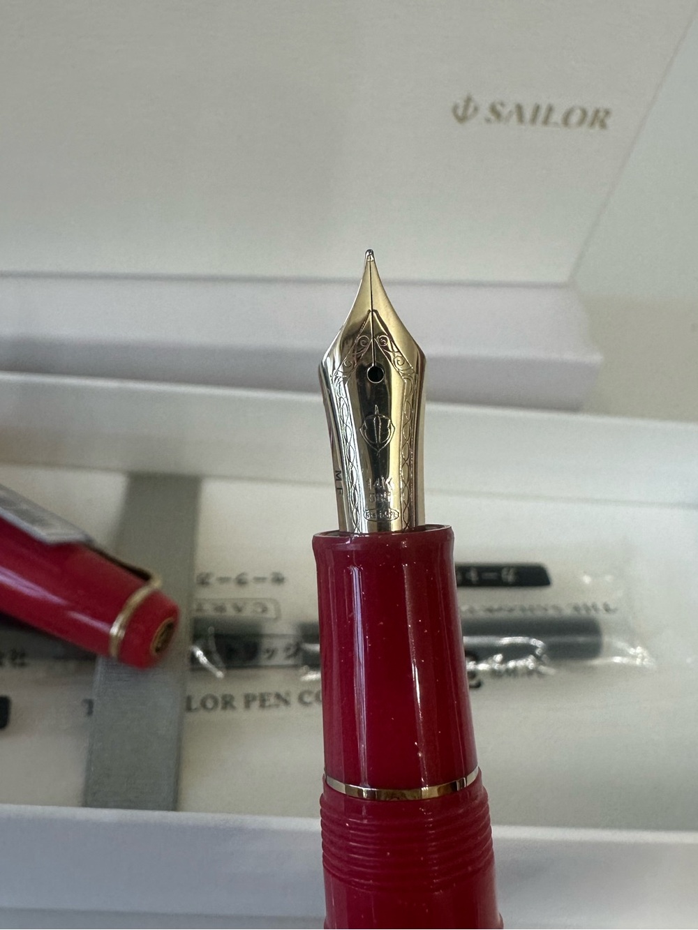 Sailor Fountain Pen, Four Seasons Weave, Princess Kaguya, Medium Fine Nib - Picture 3 of 7